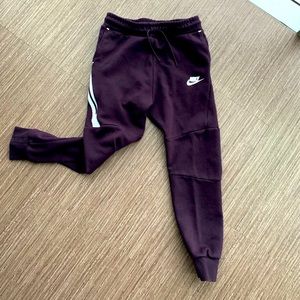 Nike Joggers (Youth XL)